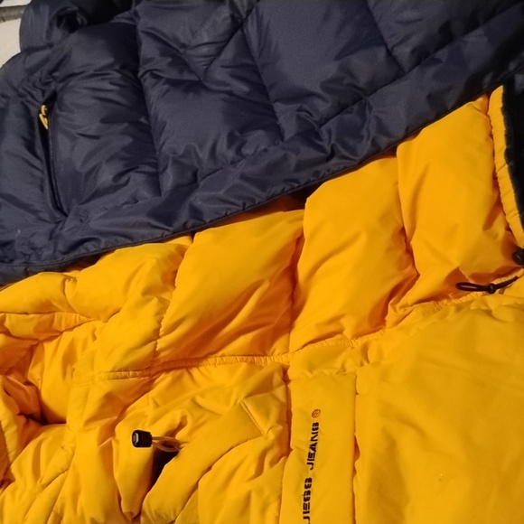 Guess reversible suffered down jacket - Picture 2 of 3